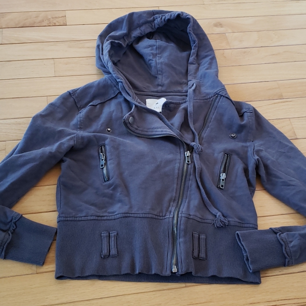 Cropped jacket